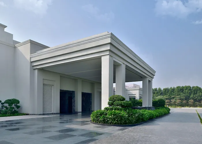 Courtyard By Marriott Gorakhpur